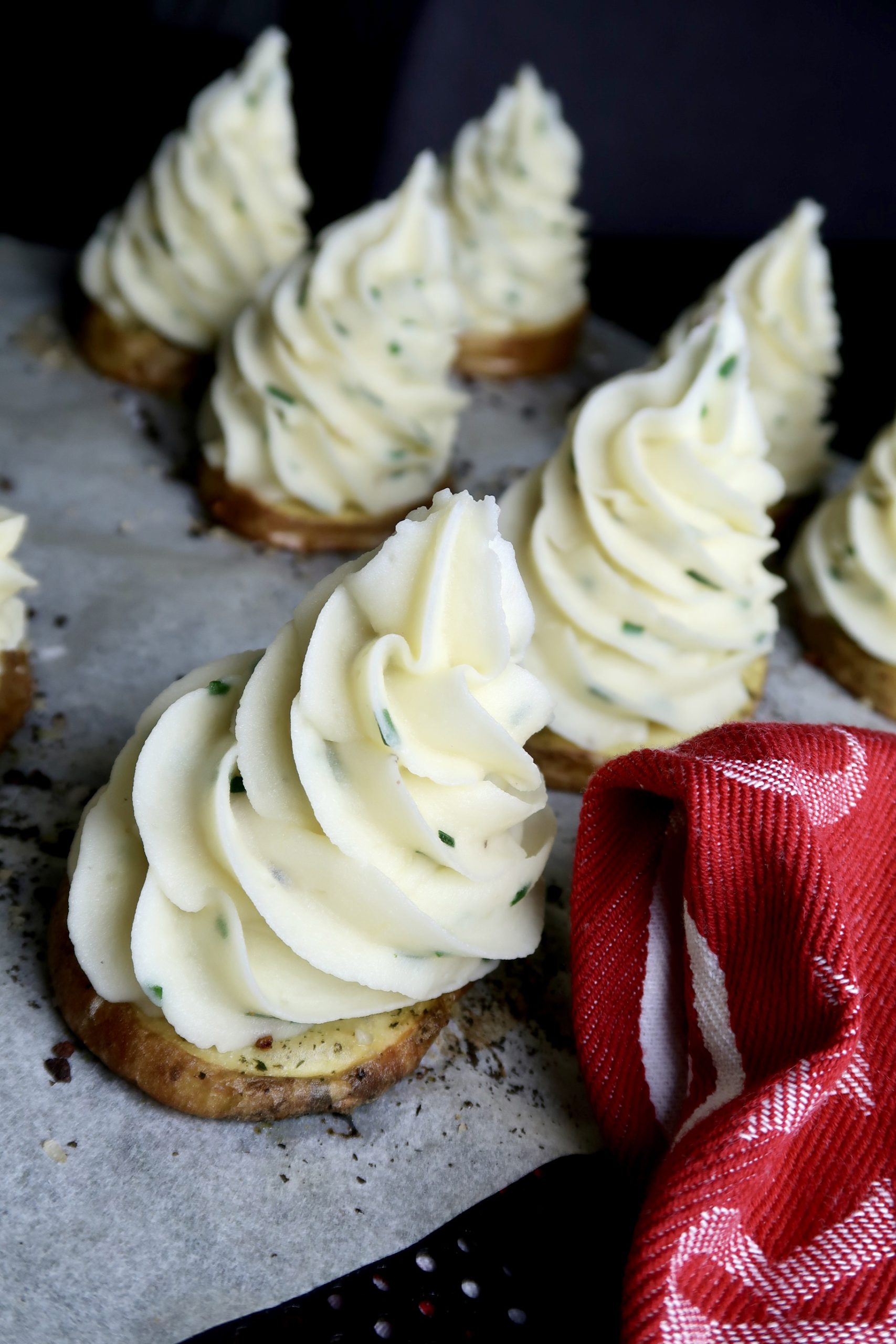 608E84B2-FAB9-4256-BED1-6A7B3DF62EDA