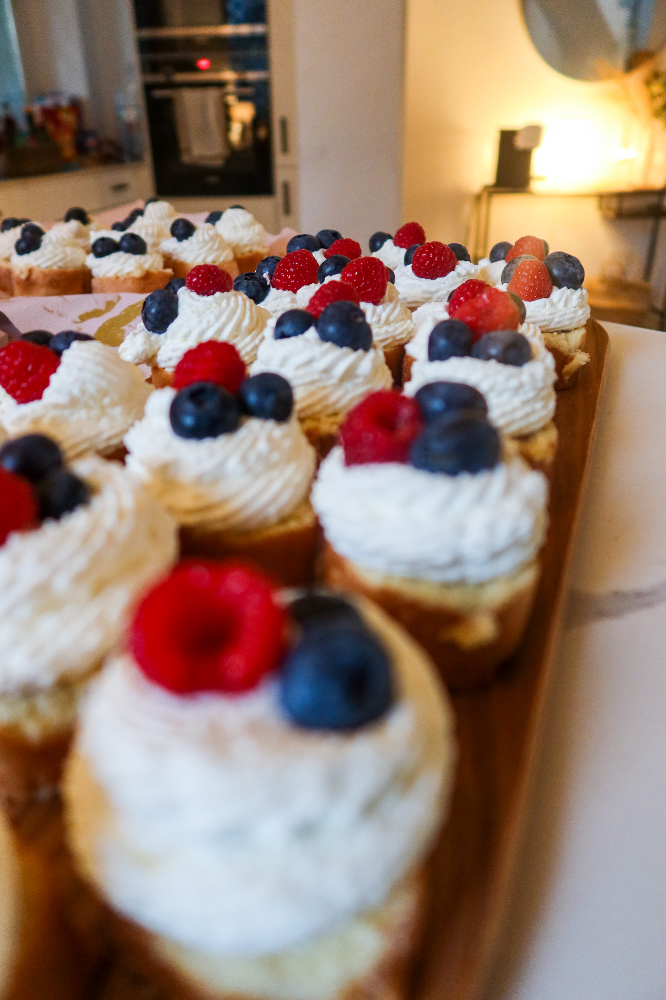 21AC8811-9BFF-43EF-A090-B23F0702C93C